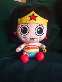 Wonder woman maskotka DC