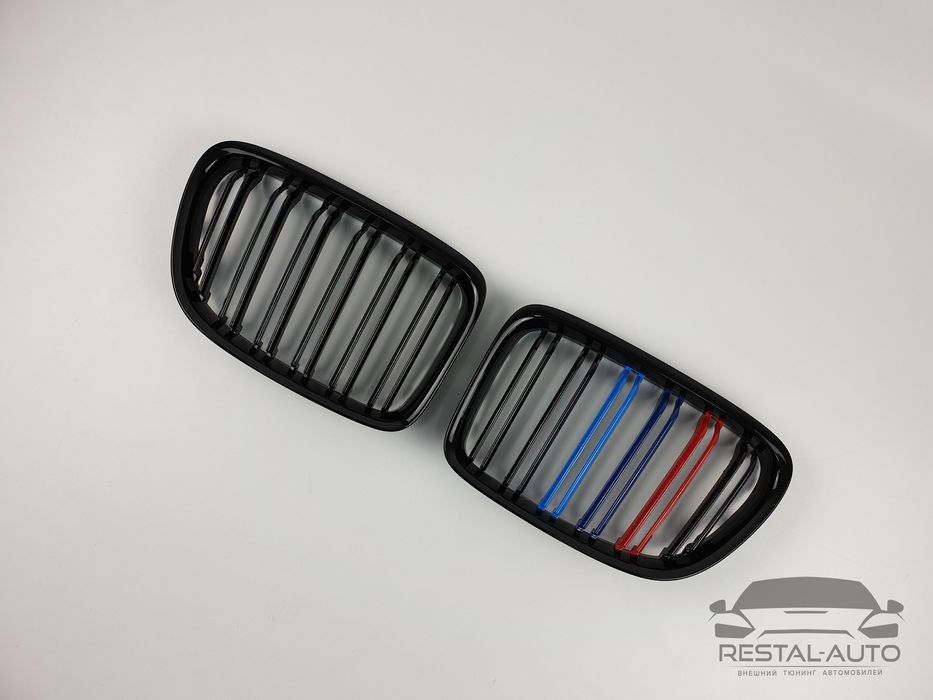 Решетка радиатора ноздри BMW X1 E84 2012-2015 триколор F10 F15 F30 Е70