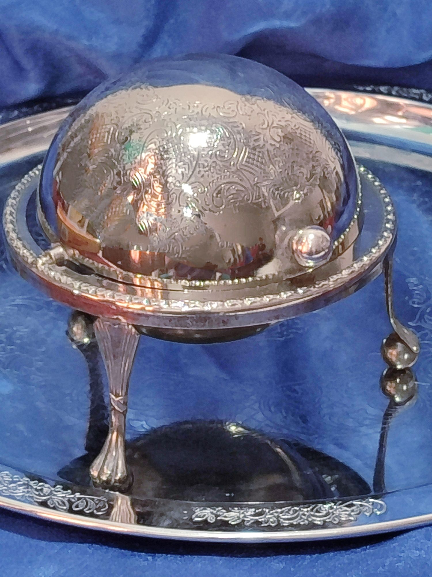 Вінтажна ікорниця куля чайник