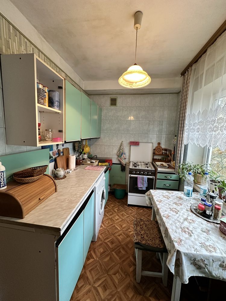 Сдам 2-х.кв. Днепровский р-н. Ул. Ивана Микитенко  ,25.