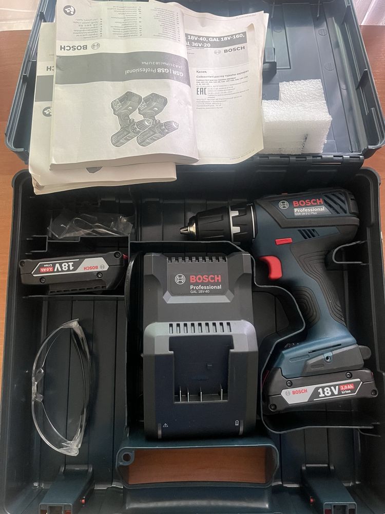 Акумуляторний шуруповерт Bosch GSR 18-2-LI Plus 2x2.0 Ah