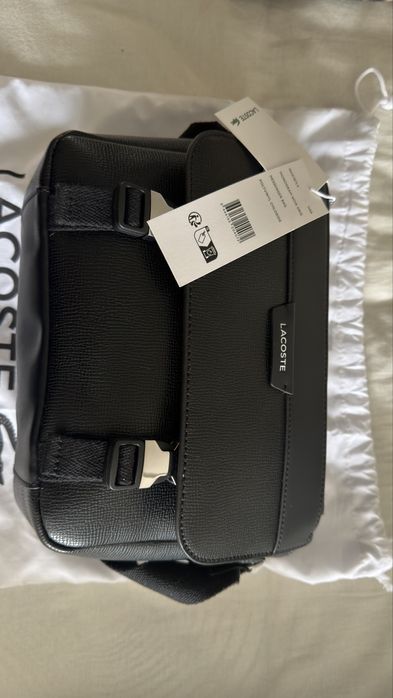 Mala Lacoste Ossian com Fecho de Aba