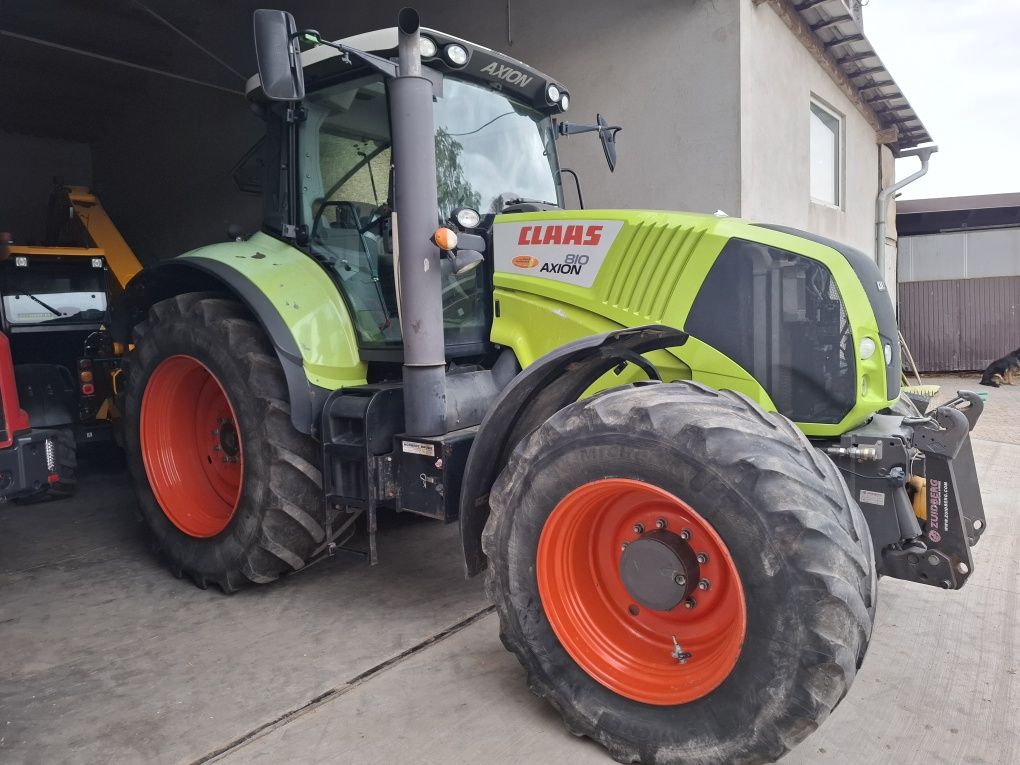 Ciągnik Claas Axion 810