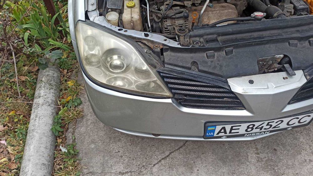 Автомбиль Ниссан Преиьера Р12