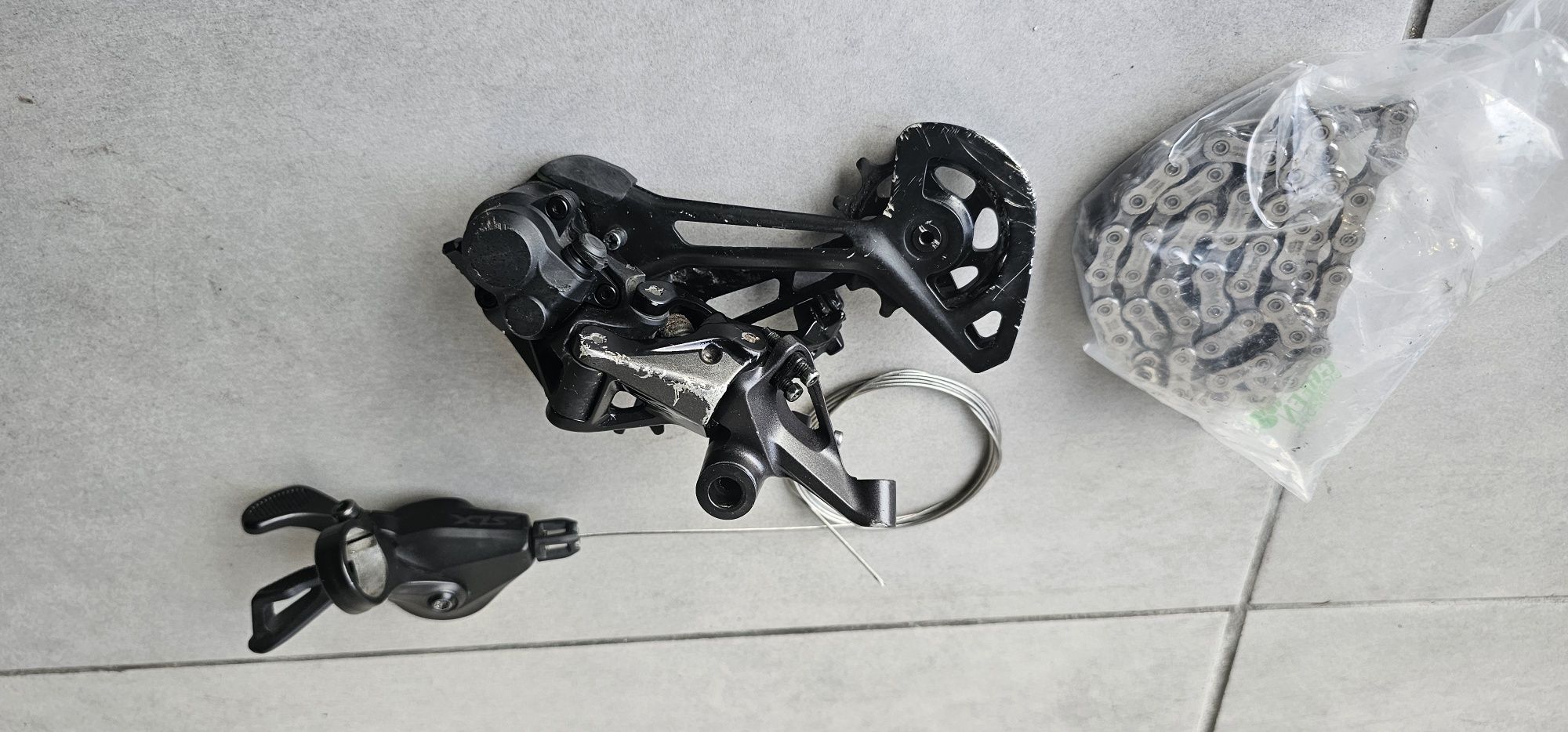 Napęd Shimano  Przerzutka XT M8100 Manetka Korba Kaseta