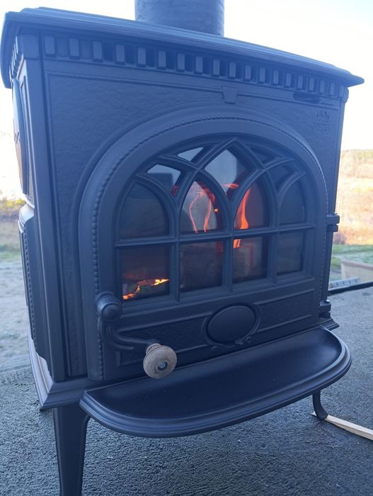 Jotul 3 f3 piec żeliwny kominek koza