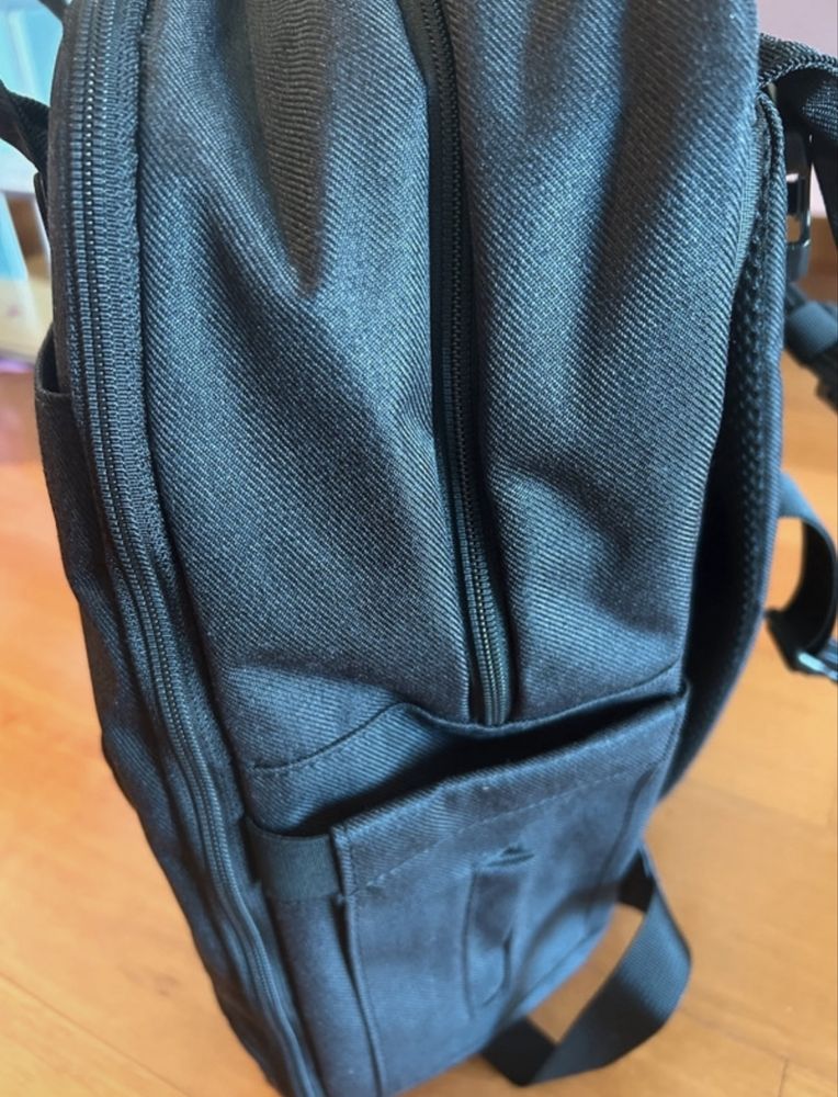 Mochila com compartimentos