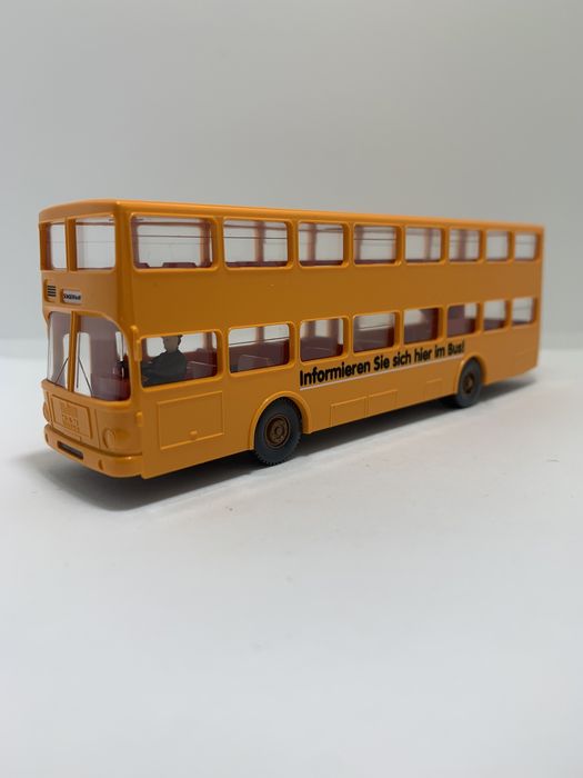 Autocarro MAN SD 200 da Wiking escala 1/87