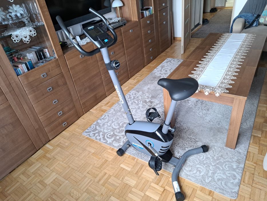 Treningowy rower magnetyczny.