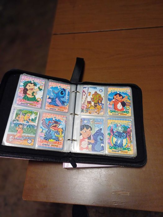 Karty kolekcjonerskie z albumem i karteczki wraz z segregatorem STITCH
