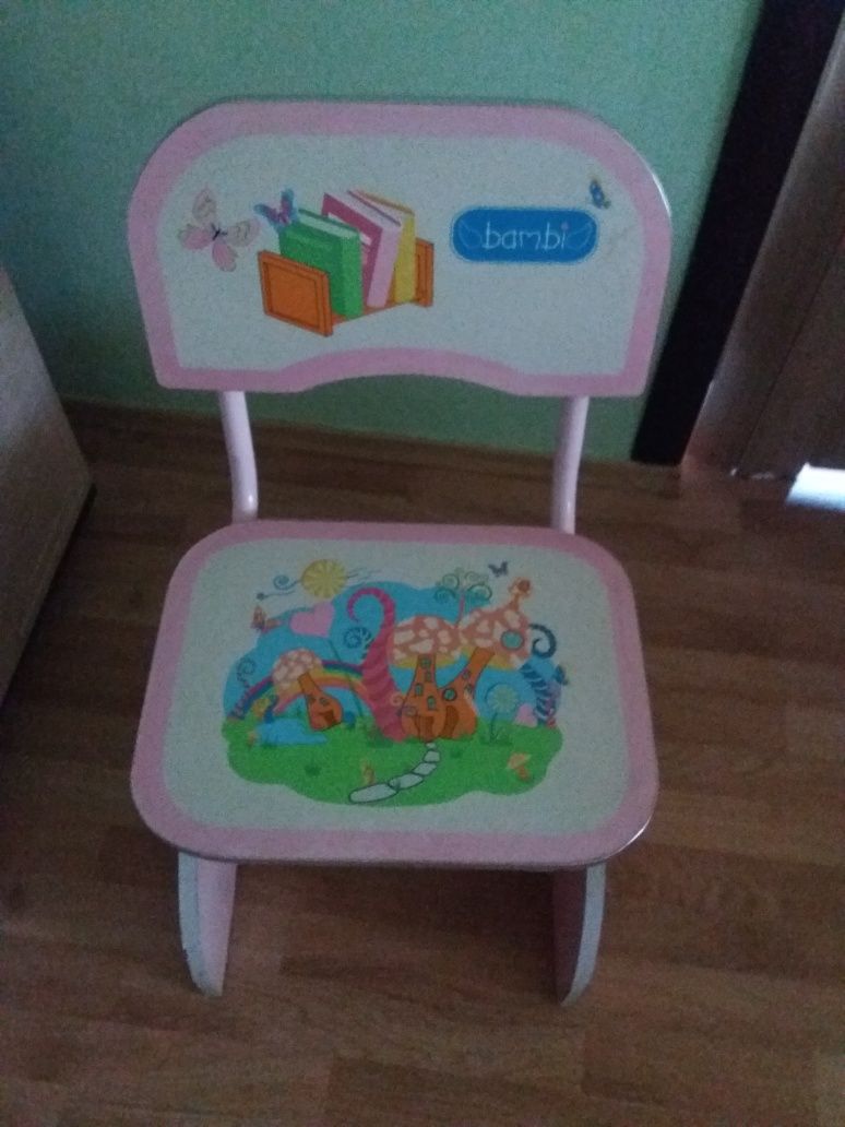 Крісло для дівчинки