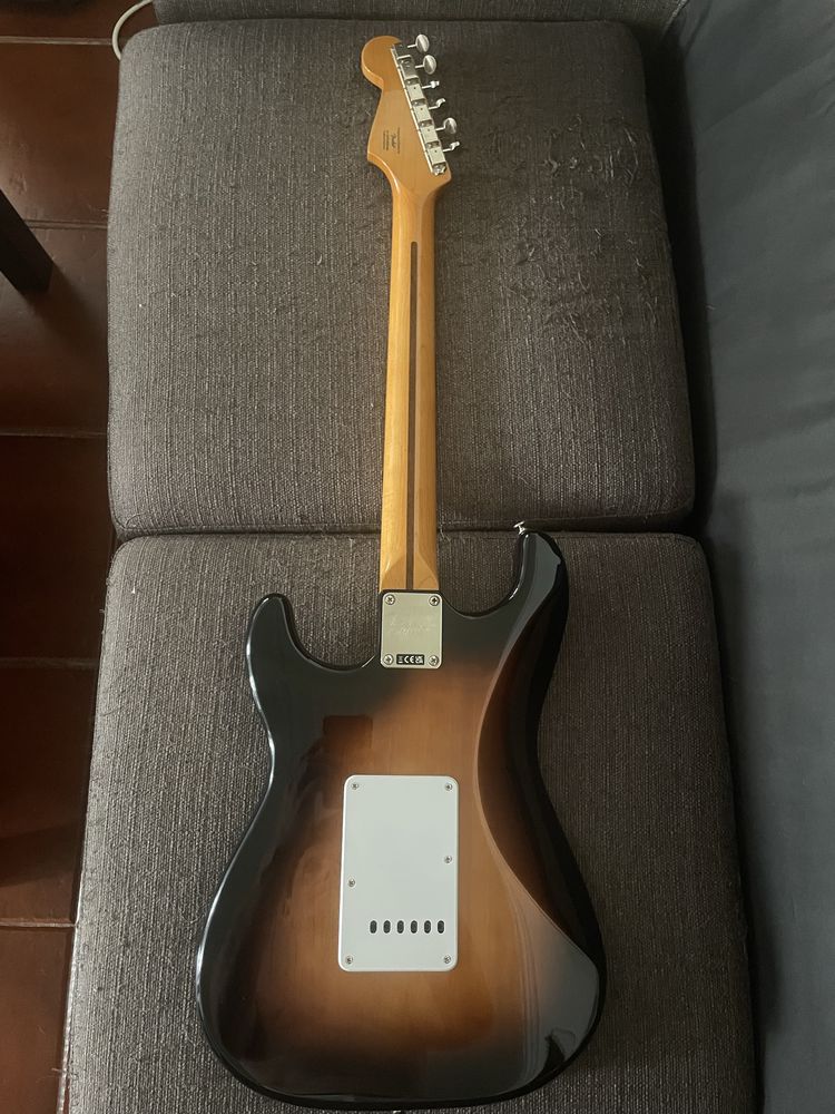 Squire stratocaster classic vibe 50 hss