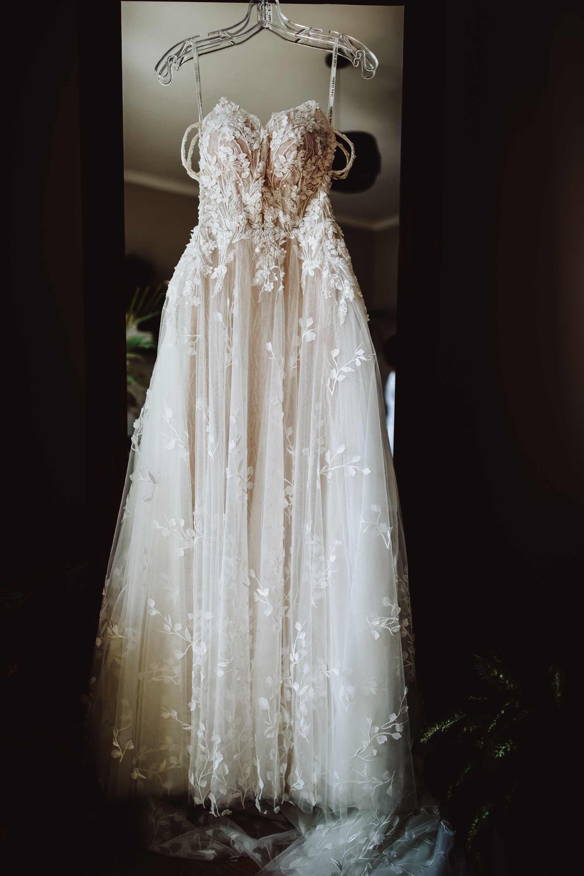 Suknia ślubna Martina Liana model 1323 boho glamour