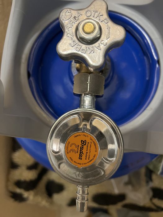 Балон газовий 8 кг/19,2 л з редуктором