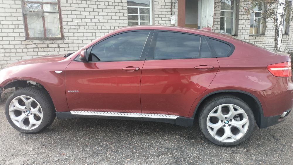 BMW X6 4.4 бензин