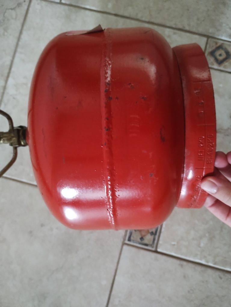 Butla gazowa turystyczna czerwona PRL 2 kg