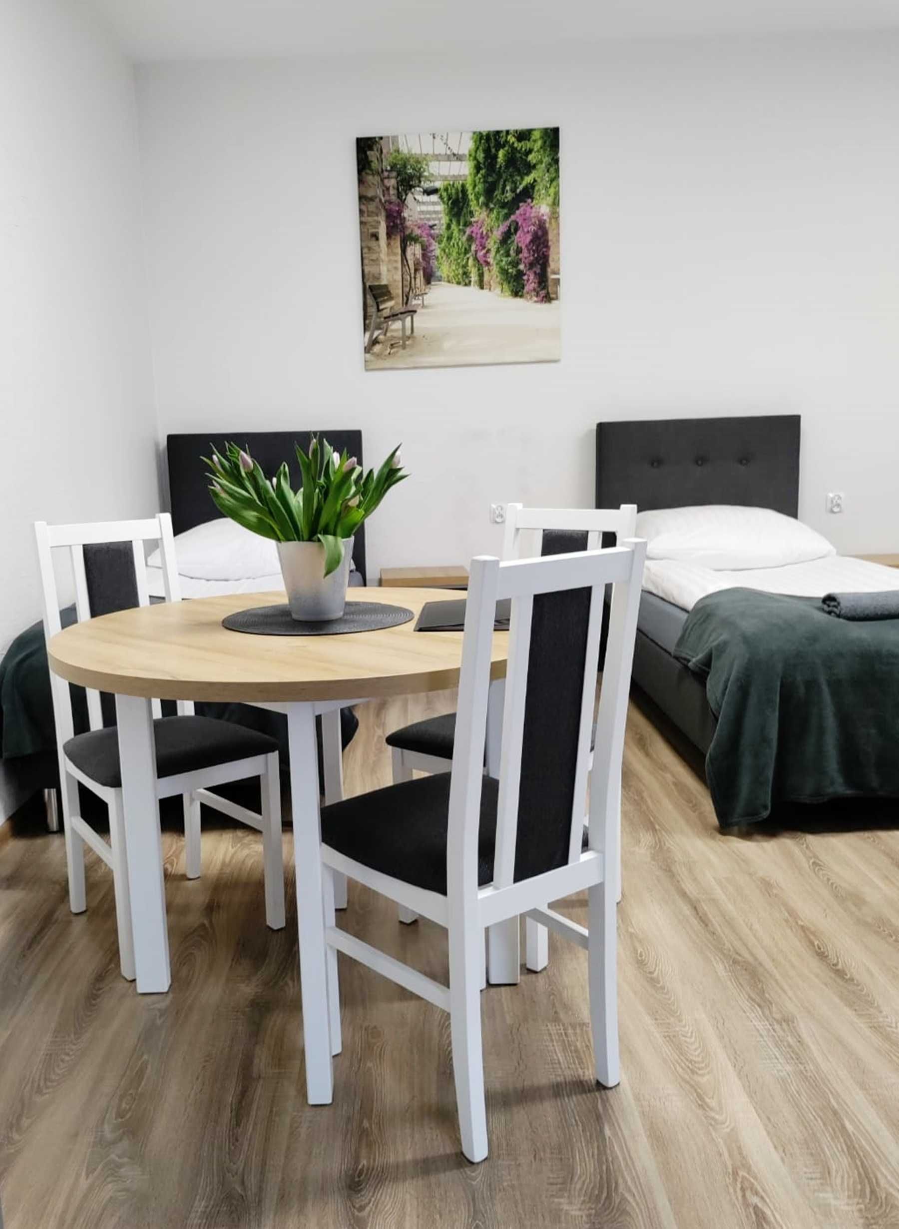 Apartament 3 osobowy z aneksem i lazienką