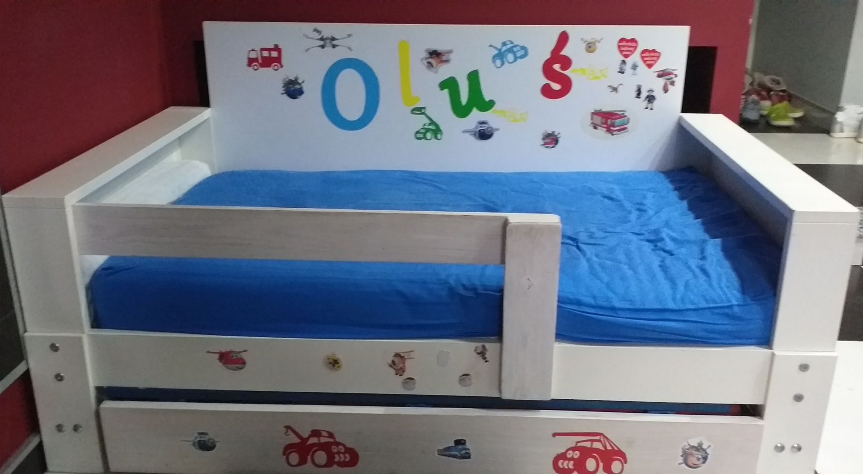 Łóżko Oluś Ikea solidne białe