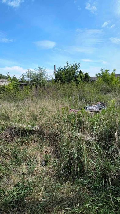 Продам участок під забудову або інвестицій МЖК  0,9 сот ,10000у.е.