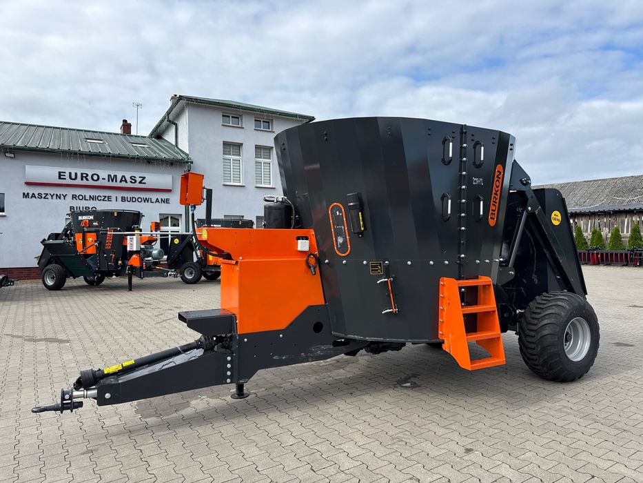 Wóz paszowy paszowóz mieszalnik 6 m³ Burkon