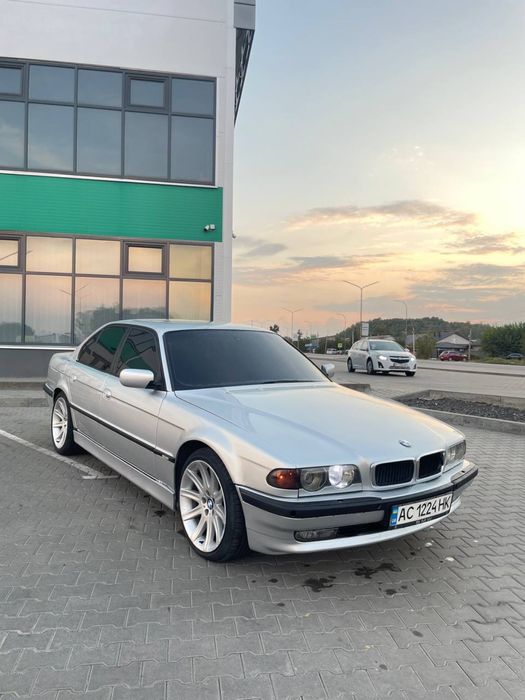 Продам BMW e38 3.0м57