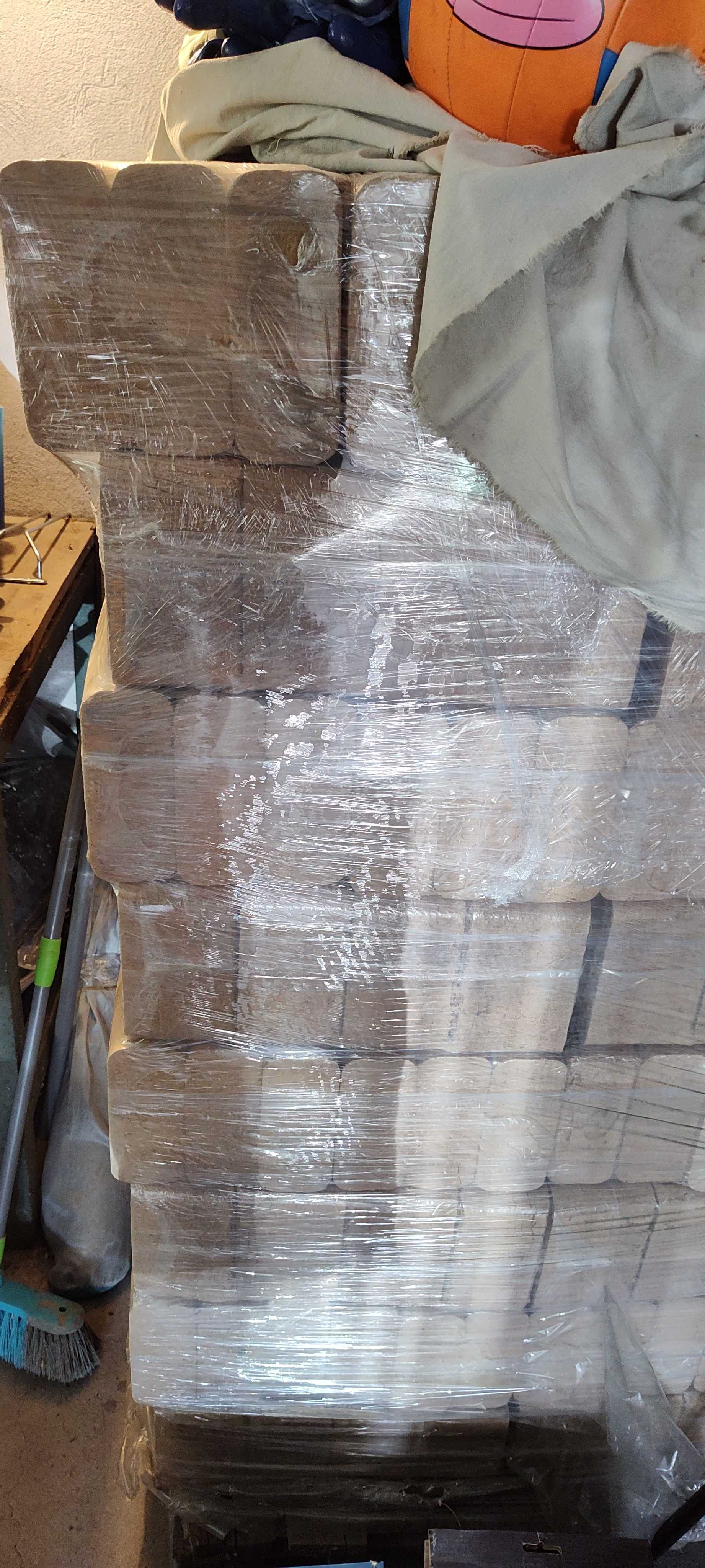 Brykiet paleta 1000 kg - odbiór osobisty Pisarzowice, obok Bielska-B