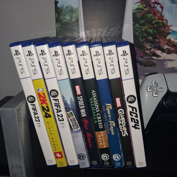 PlayStation 5 + 2 comandos + 9 jogos PS5 — €580