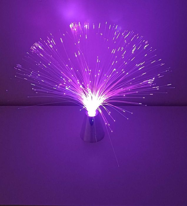 Lampa Światłowodowa LED Różne Kolory Na Baterie - Chromowana Podstawka