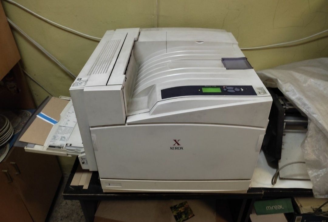 Цветной лазерный принтер Xerox Phazer 7750