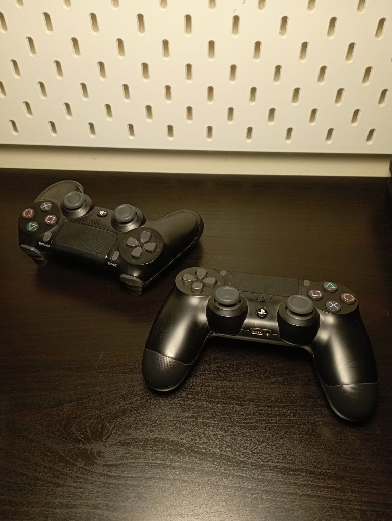 PS4 (como nova)-tudo incluido