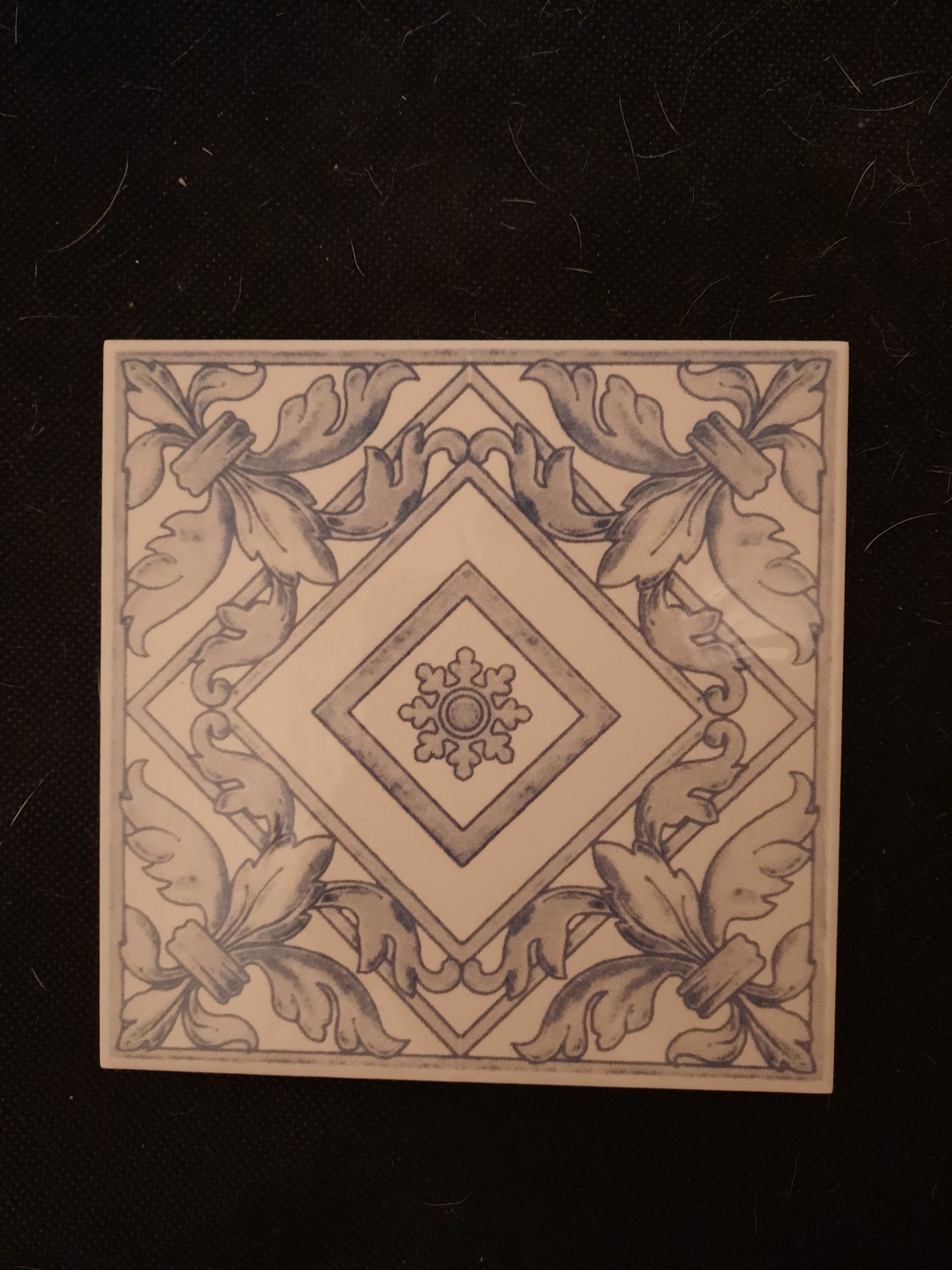 Azulejo azul e branco