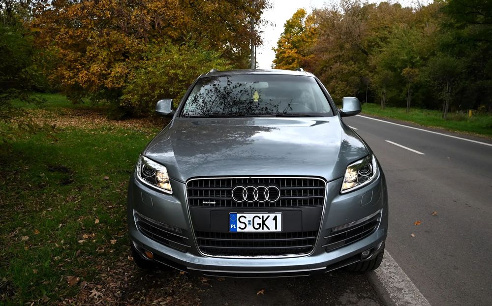 Audi Q7 6 osobowy 2 x szyberdach 4x klimatronic elektr reg. kierownicy, rolety