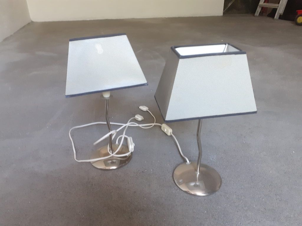 Iluminação de mesa de cabeceira