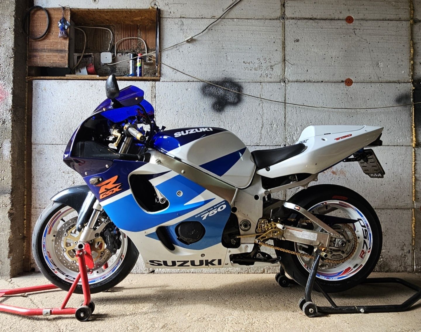 Suzuki GSXR 750 134KM Wtrysk