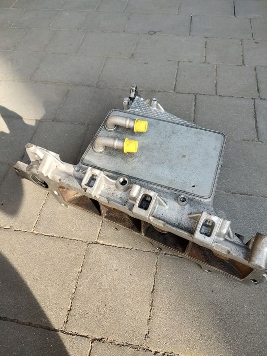Sprzedam kolektor ssący z chłodnicą