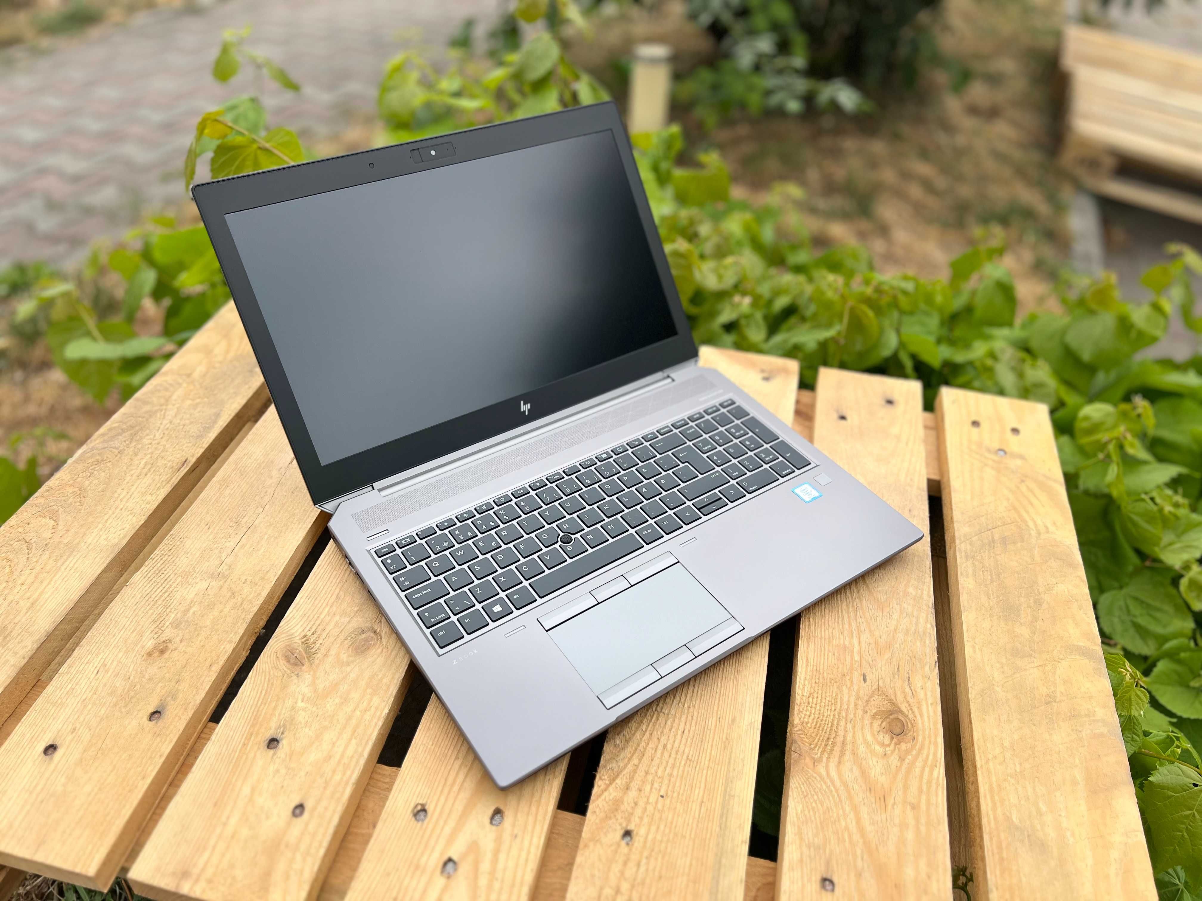 Quadro P1000(4GB) Ноутбук HP Zbook 15 G5/i7-8850H/16GB+SSD256M2/15"IPS