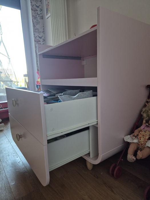 Komoda, przewijak dla dziewczynki IKEA MYRLLA pastelowy róż