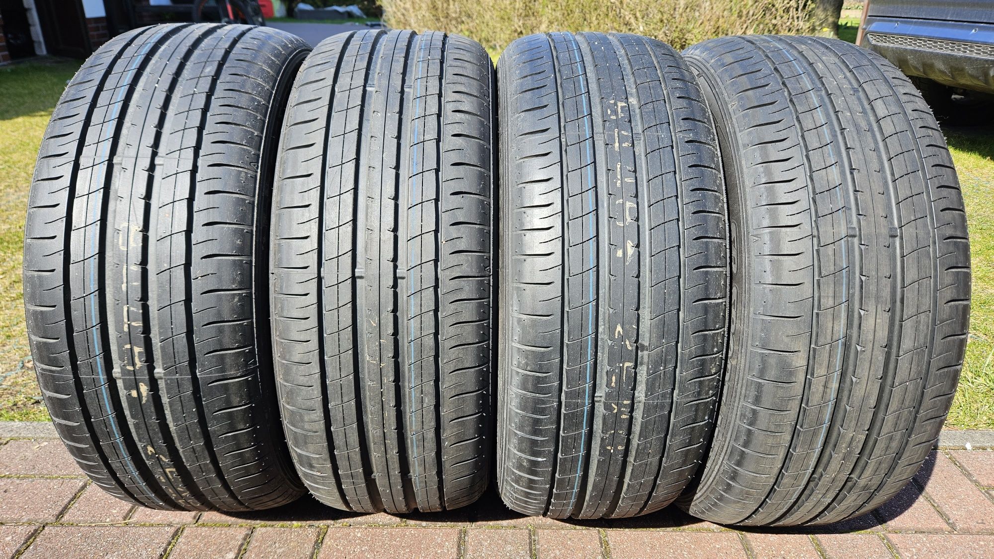 4× Opony Dunlop SP Sport Maxx 050 225/50 R18 95V