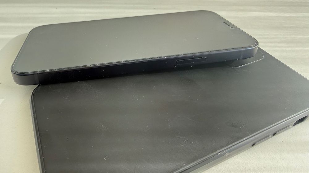 iPhone 12 Preto, 128GB, desbloqueado iCloud
iPhone 12 Preto 128GB