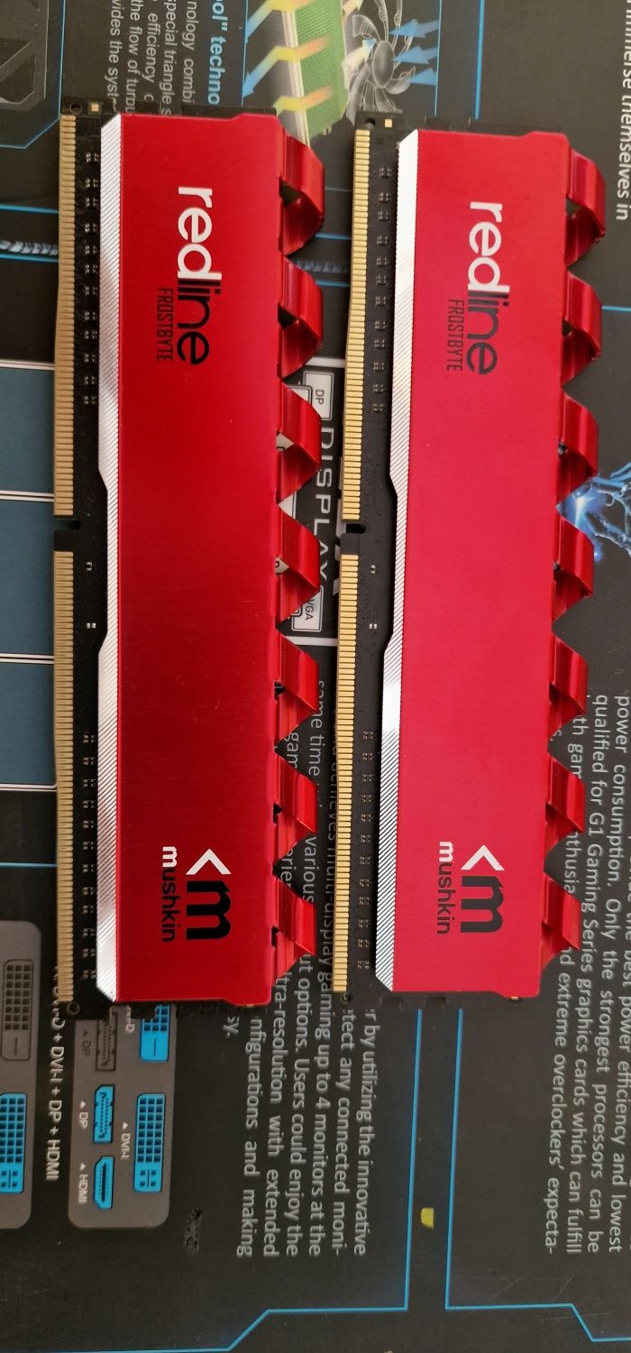 Pamięć RAM DDR4 Mushkin Redline Frostbyte 2x4GB 2800Mhz