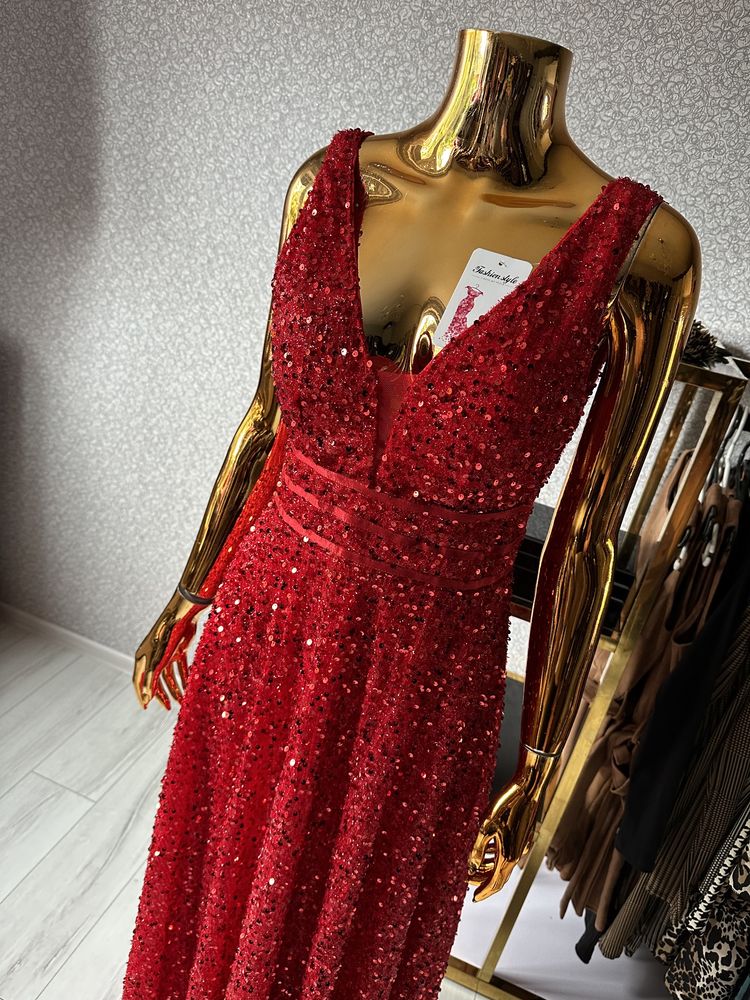 Długa czerwona sukienka cekinowa wieczorowa na wesele L 40