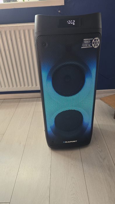 Blaupunkt. Przenośny głośnik bluetooth z 2 mikrofonami.