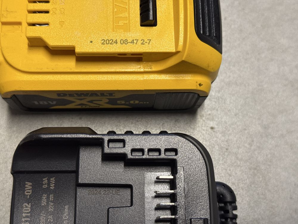 Akumulator DeWalt 5Ah DCB184 i ładowarka DCB1102 2A, bateria, aku