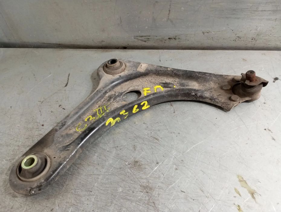 Braço de suspensão frente direito CITROËN C3 III (SX)