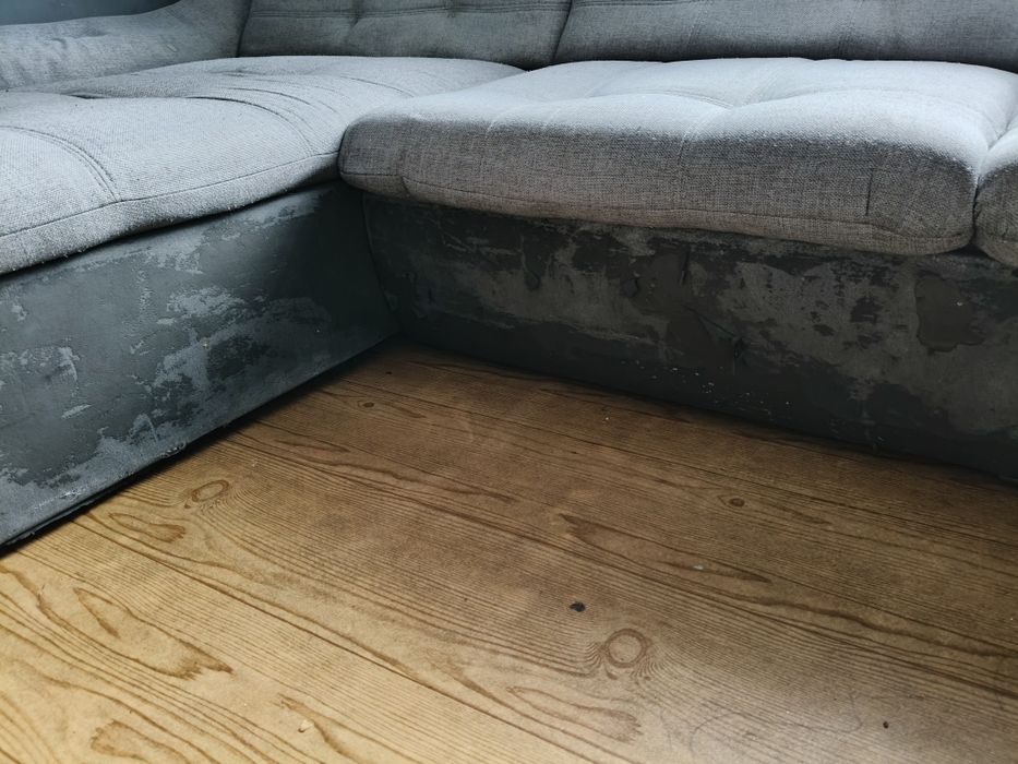 Oddam duży narożnik