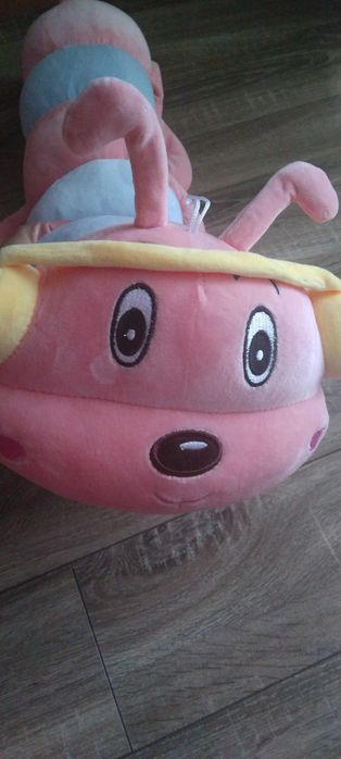 М'яка іграшка величезна гусениця