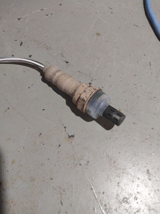 Продам лямбда зонд  оригинал мазда сх7 2.3