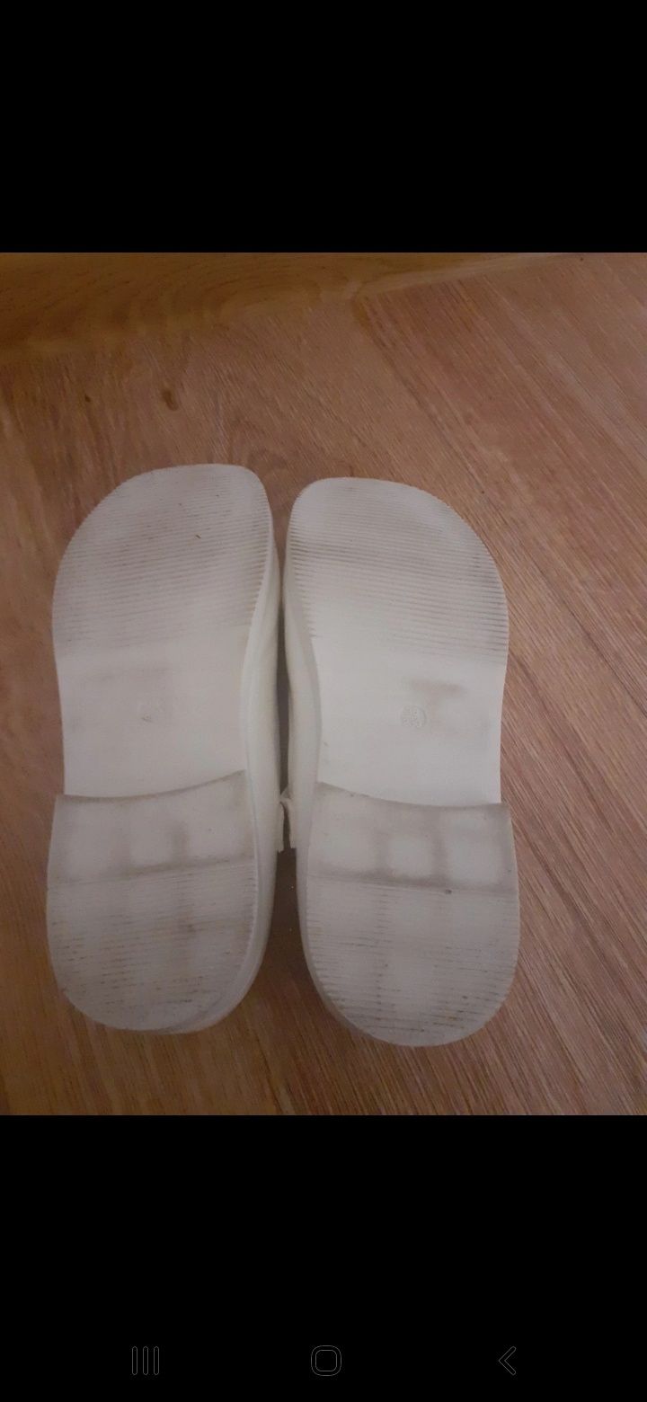 Buty komunijne 35