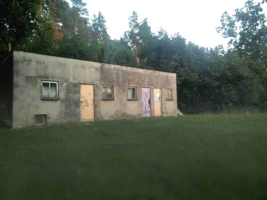 Zamienię dom murowany- do zamieszkania , ładne miejsce -blisko Radomia