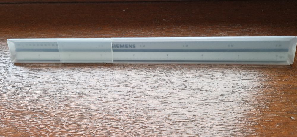 Linijka Siemens w opakowaniu